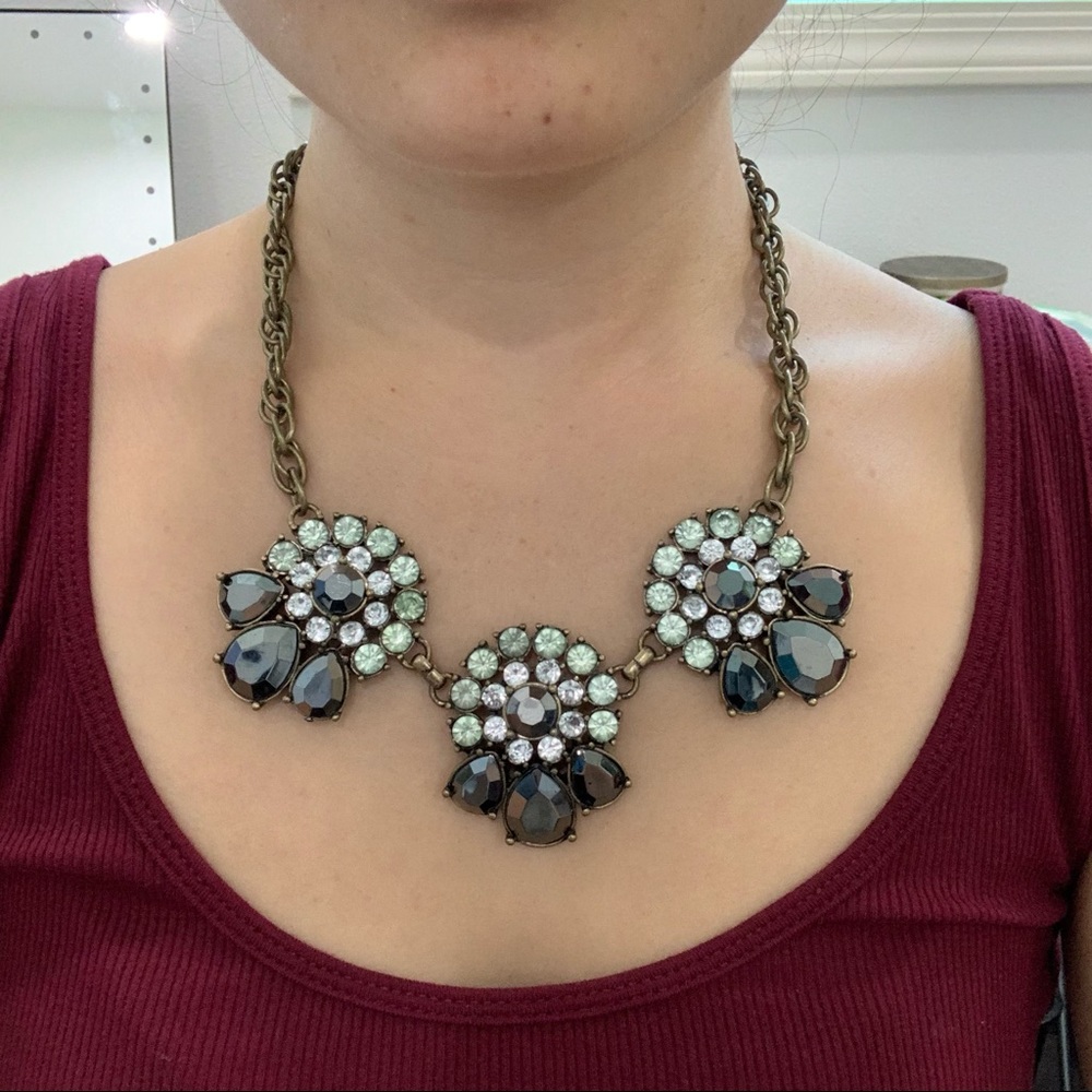 Statement Necklace Set - Picture 6 of 7